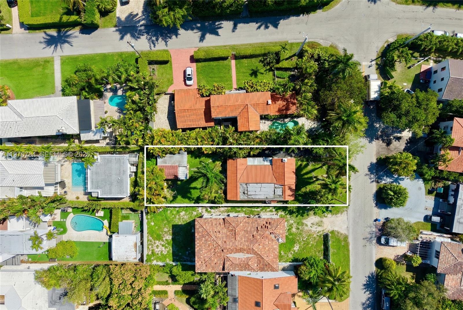 515 W 30th St Miami Beach, FL 33140