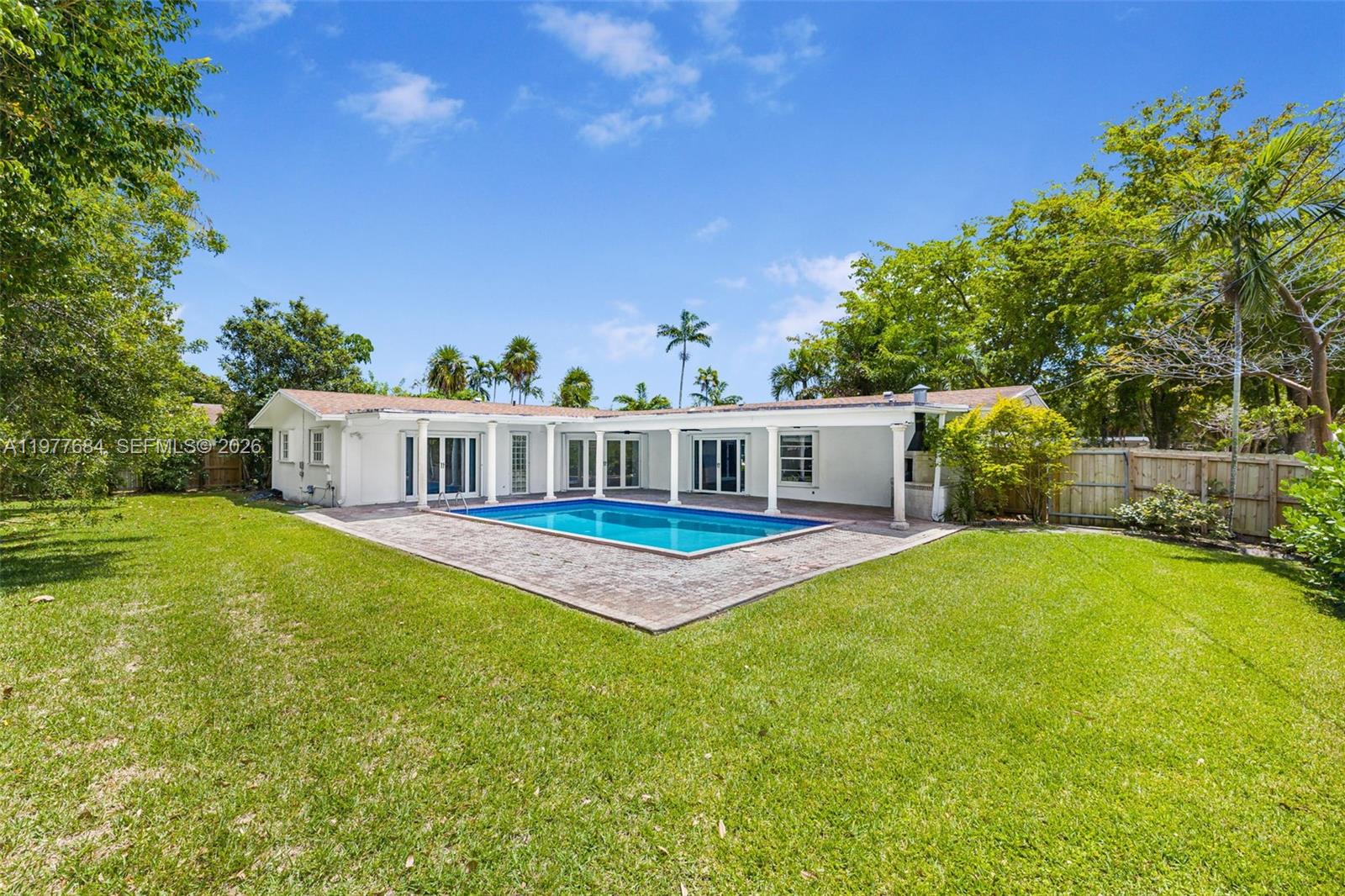 7255 SW 125th St Pinecrest, FL 33156