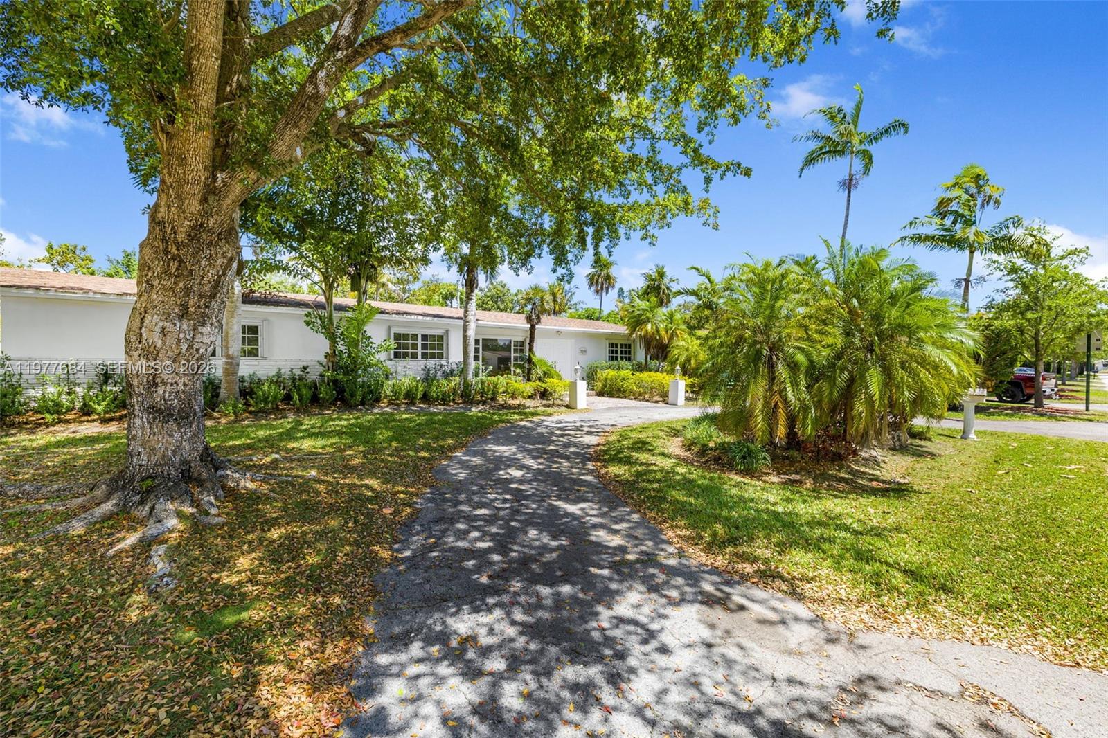 7255 SW 125th St Pinecrest, FL 33156