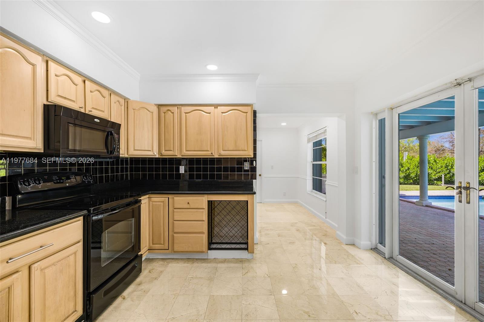 7255 SW 125th St Pinecrest, FL 33156