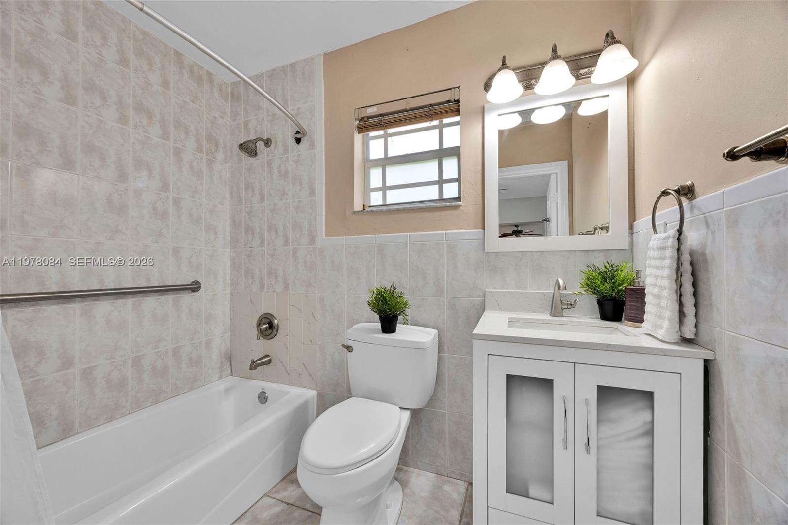 6904 SW 65th Ave South Miami, FL 33143