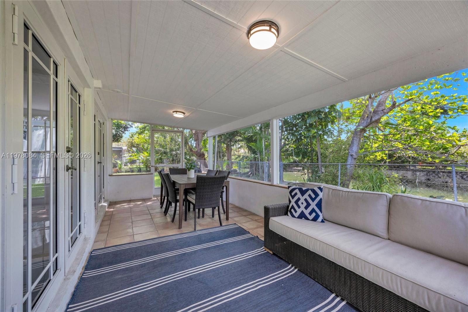 6904 SW 65th Ave South Miami, FL 33143