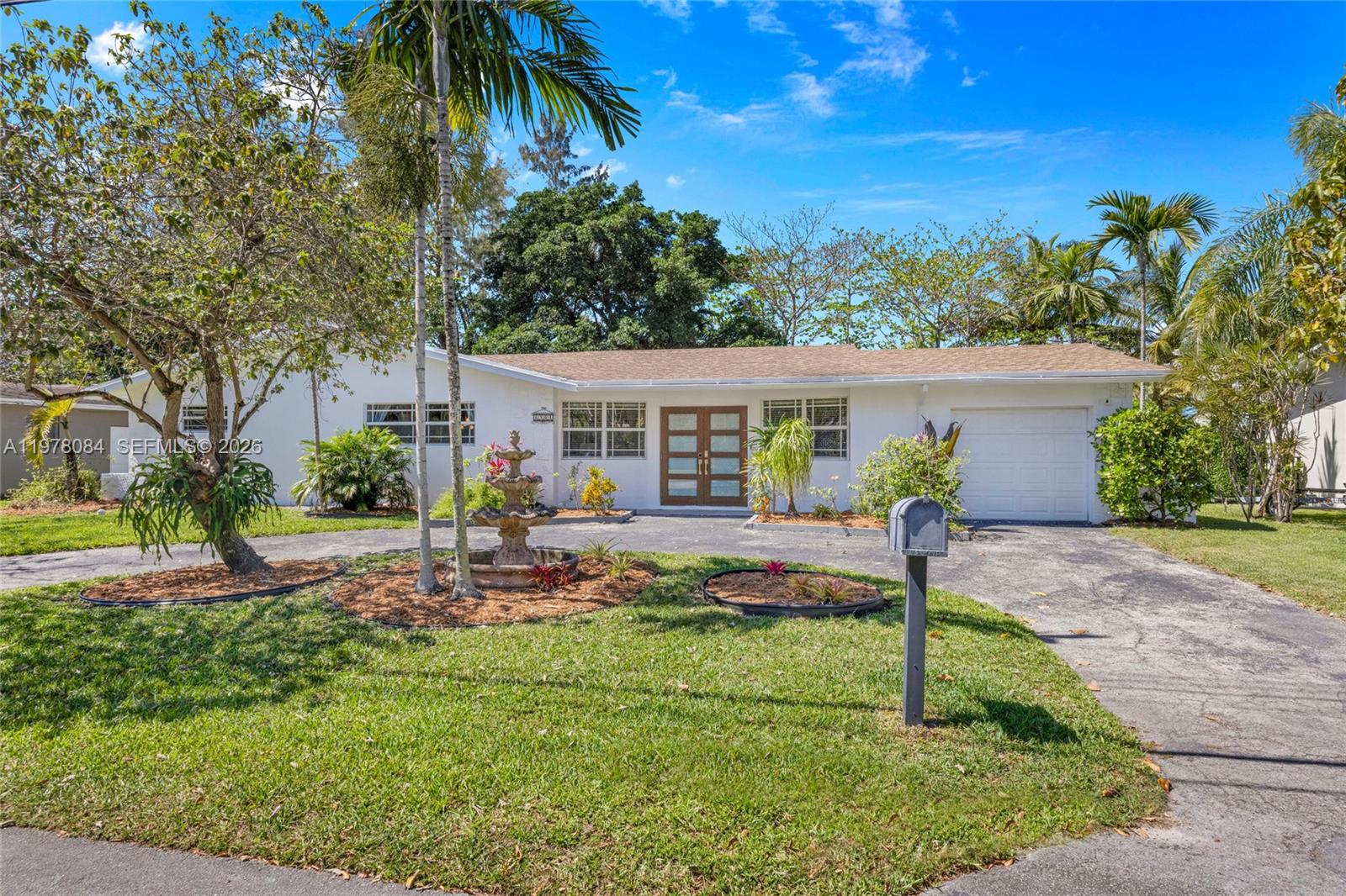 6904 SW 65th Ave South Miami, FL 33143