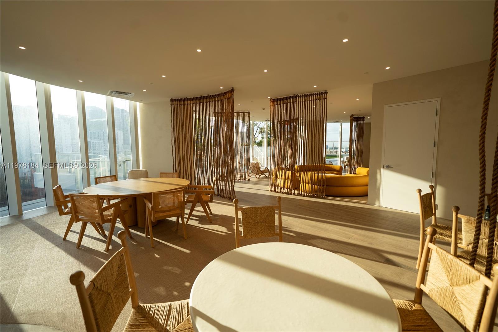 275 SW 6th St #507 Miami, FL 33130