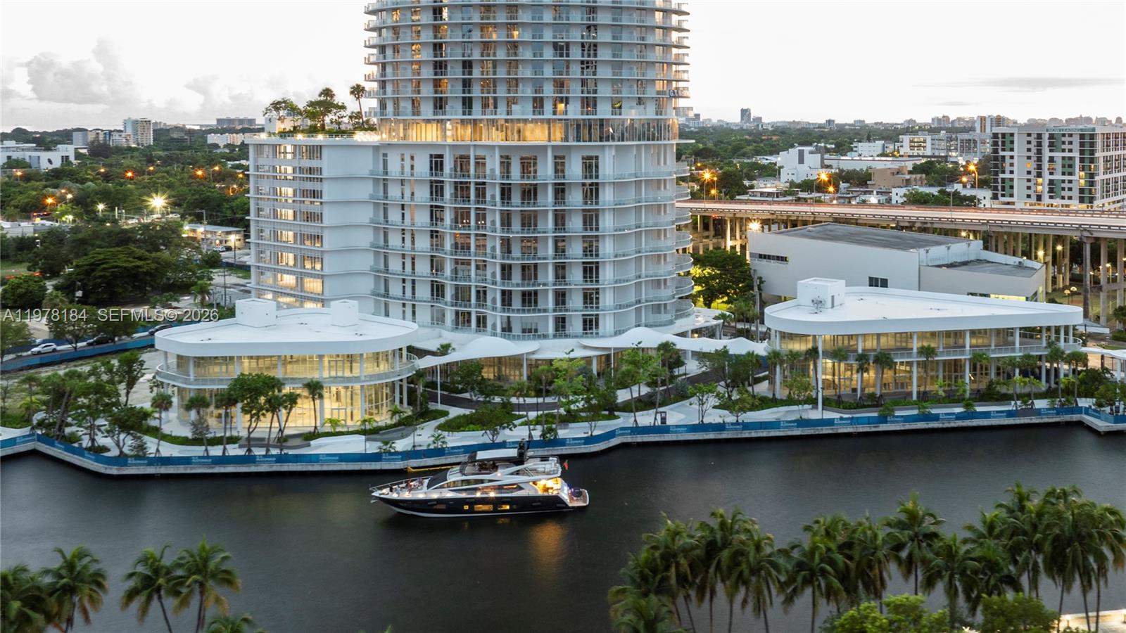 275 SW 6th St #507 Miami, FL 33130