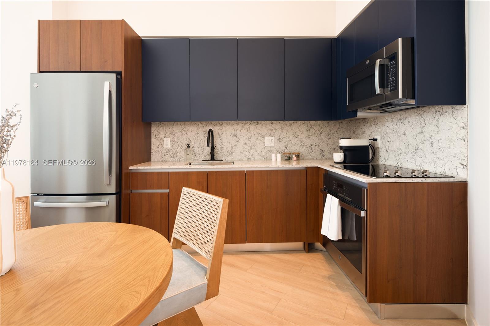 275 SW 6th St #507 Miami, FL 33130