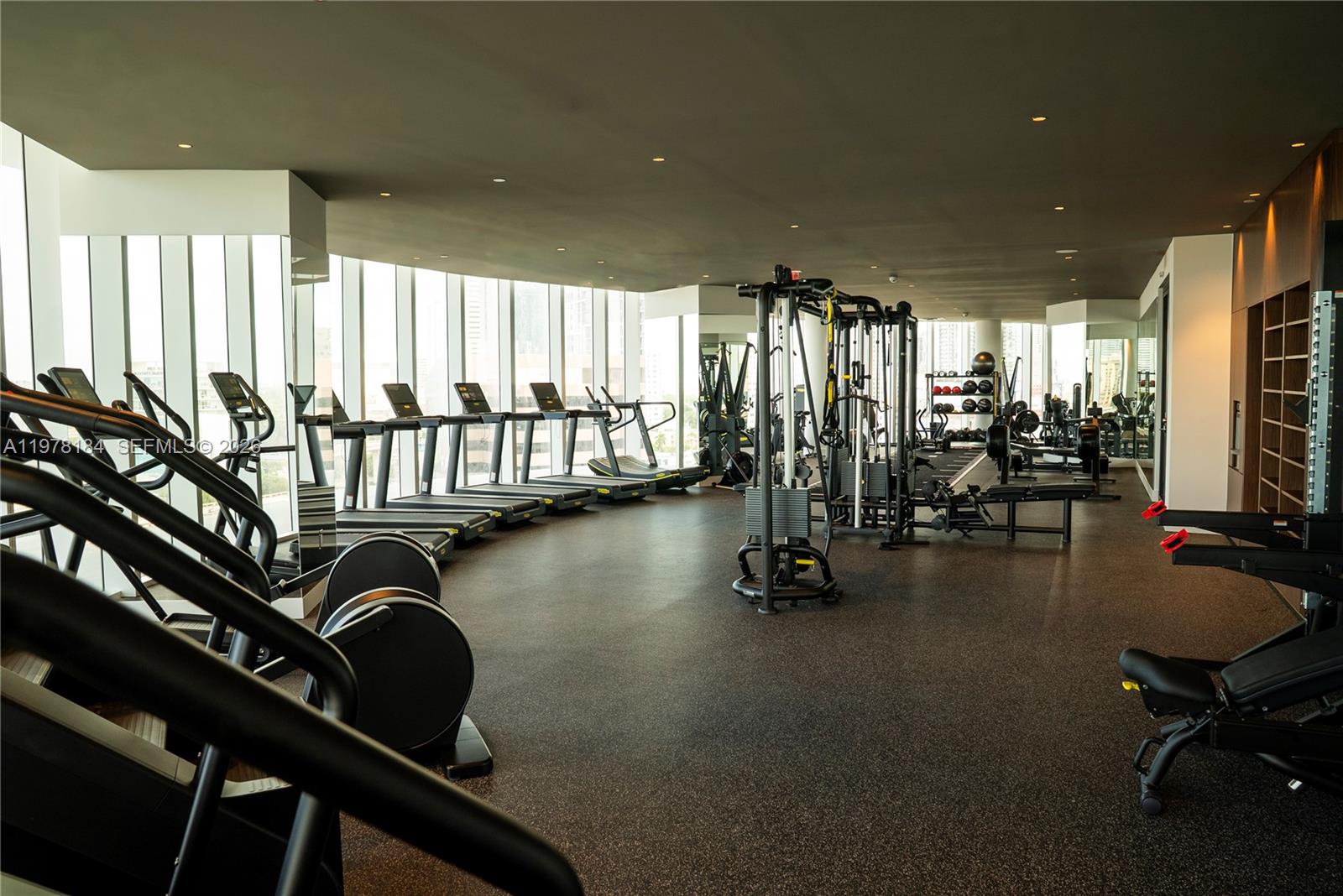 275 SW 6th St #507 Miami, FL 33130