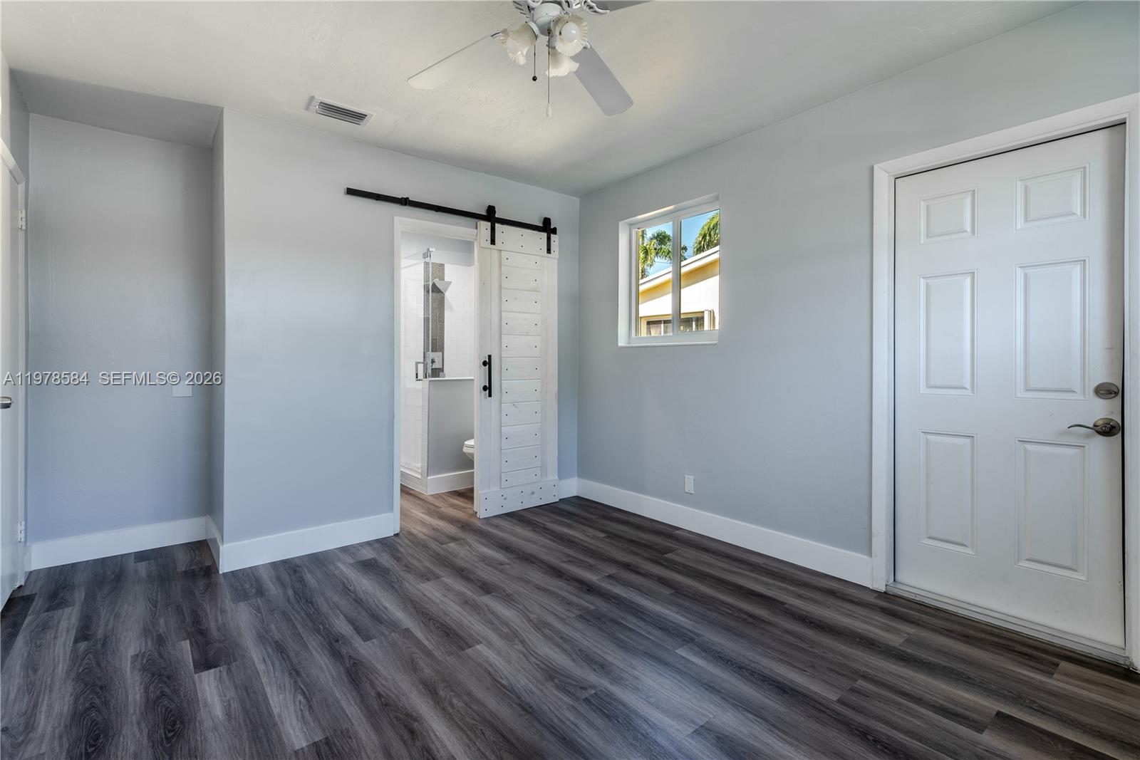 326 SE 3rd Ter Dania Beach, FL 33004