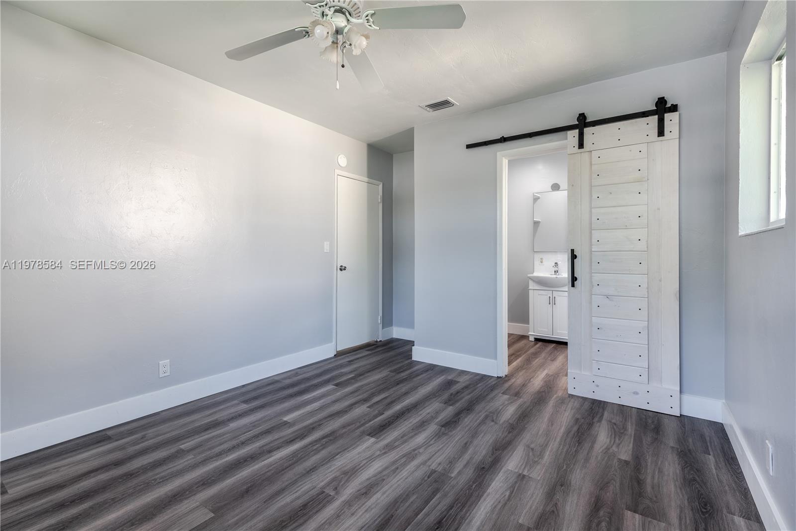 326 SE 3rd Ter Dania Beach, FL 33004