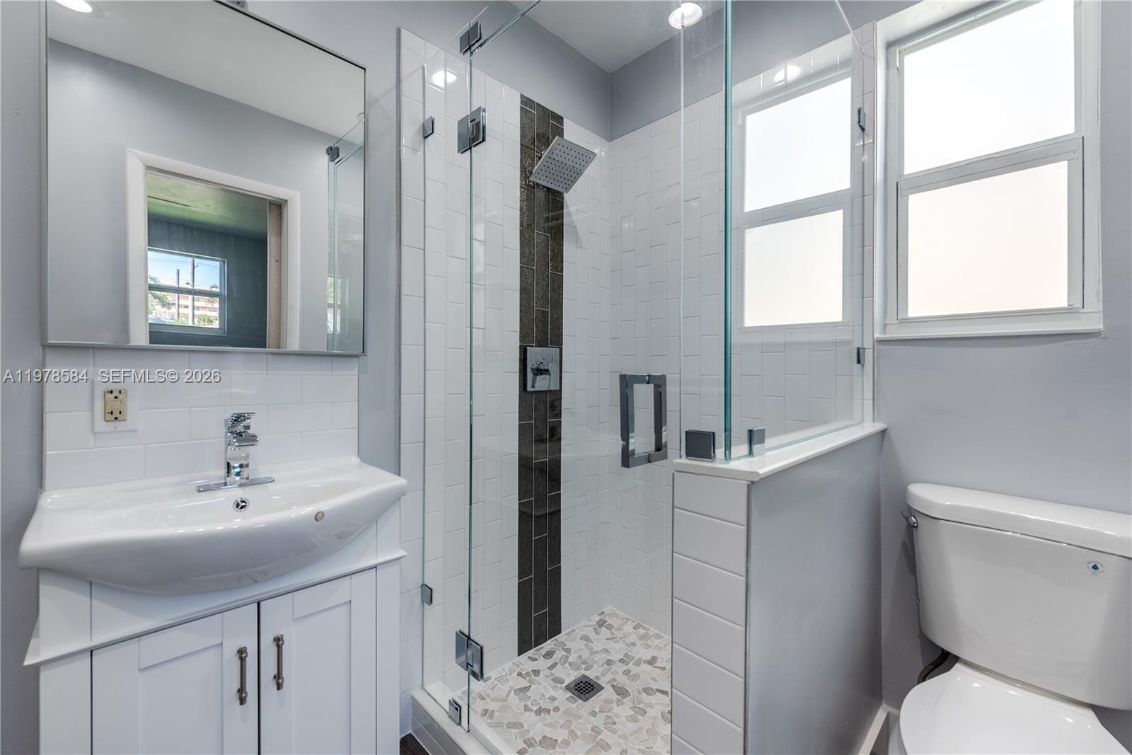 326 SE 3rd Ter Dania Beach, FL 33004