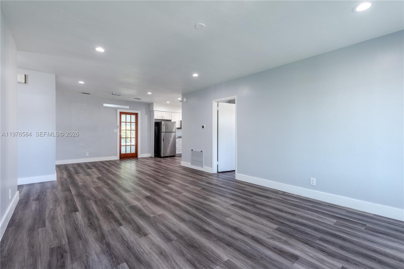 326 SE 3rd Ter Dania Beach, FL 33004