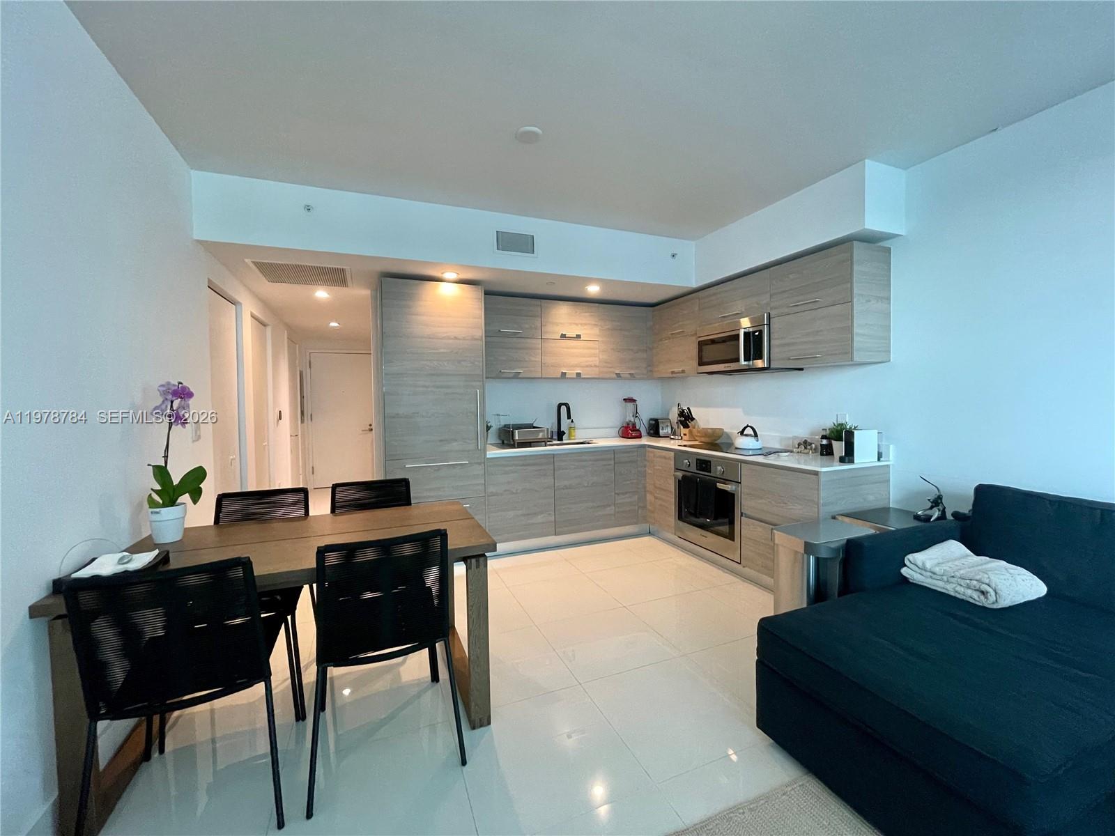 1300 S Miami Ave #2408 Miami, FL 33130