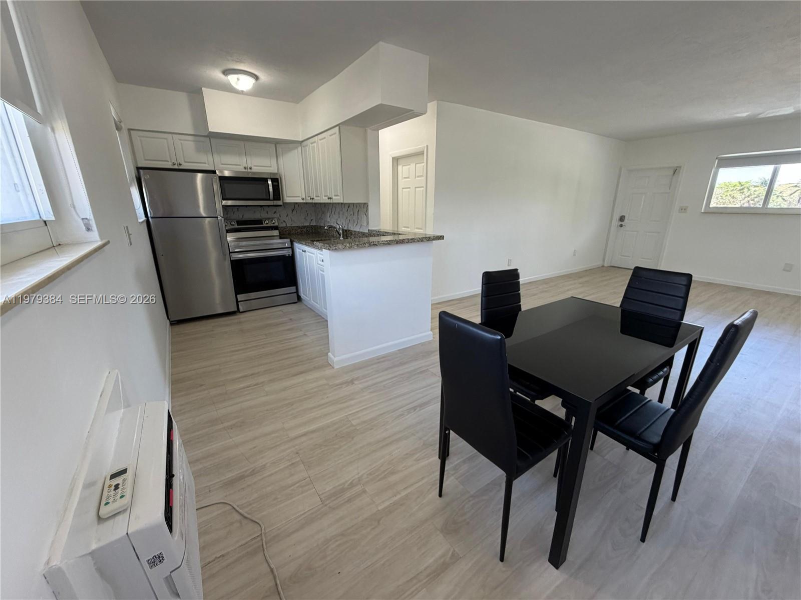 12101 Griffing Blvd #6