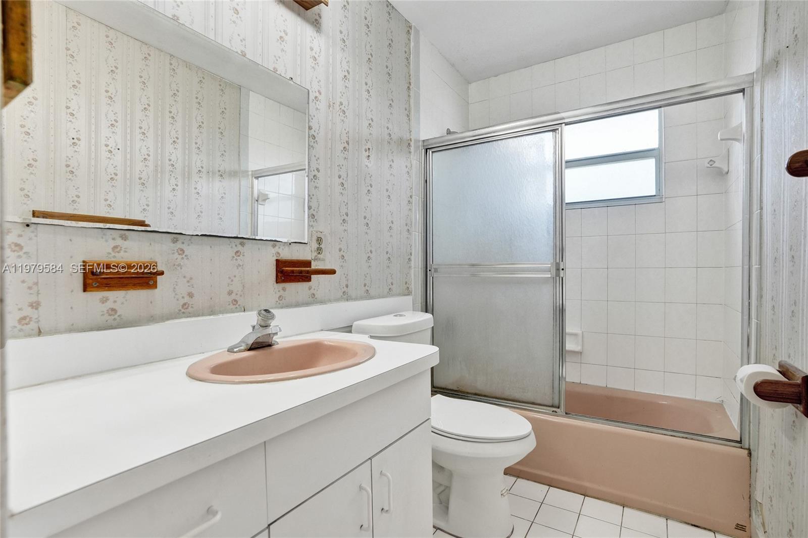 19830 SW 92nd Ave Cutler Bay, FL 33157