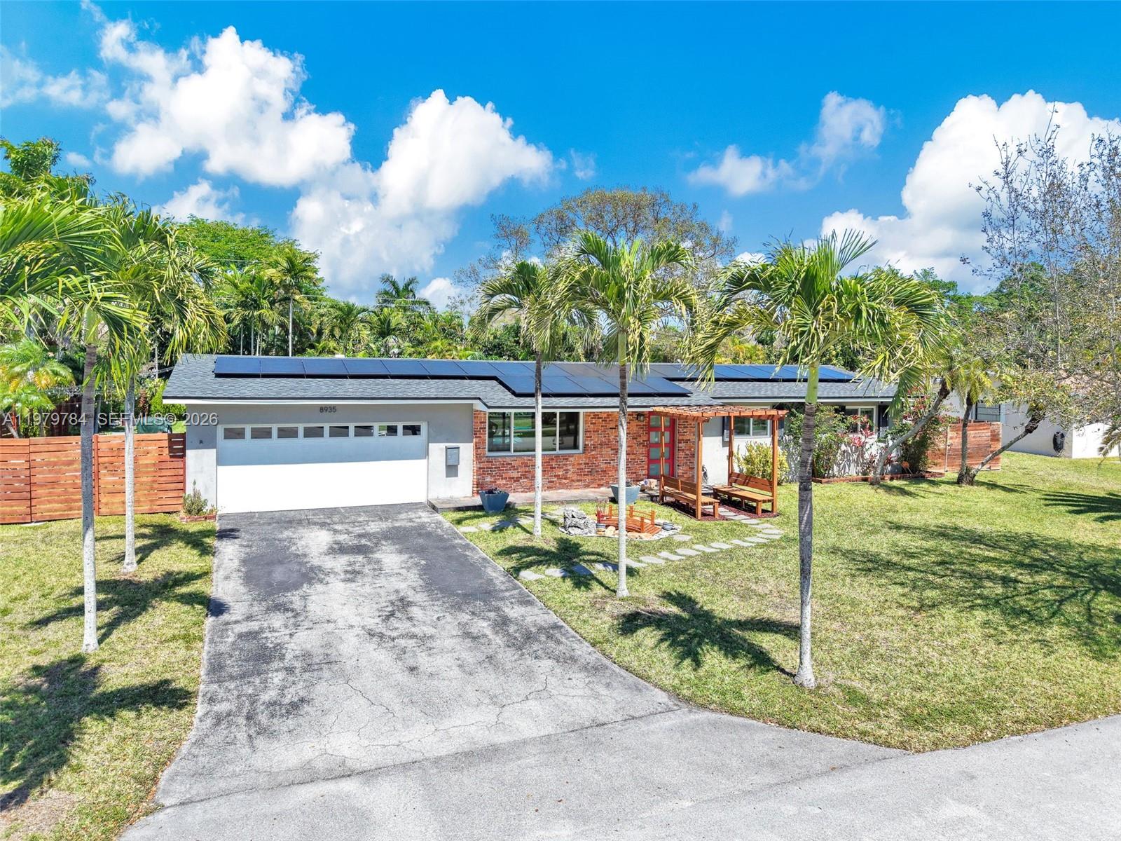 8935 SW 186th Ter Cutler Bay, FL 33157