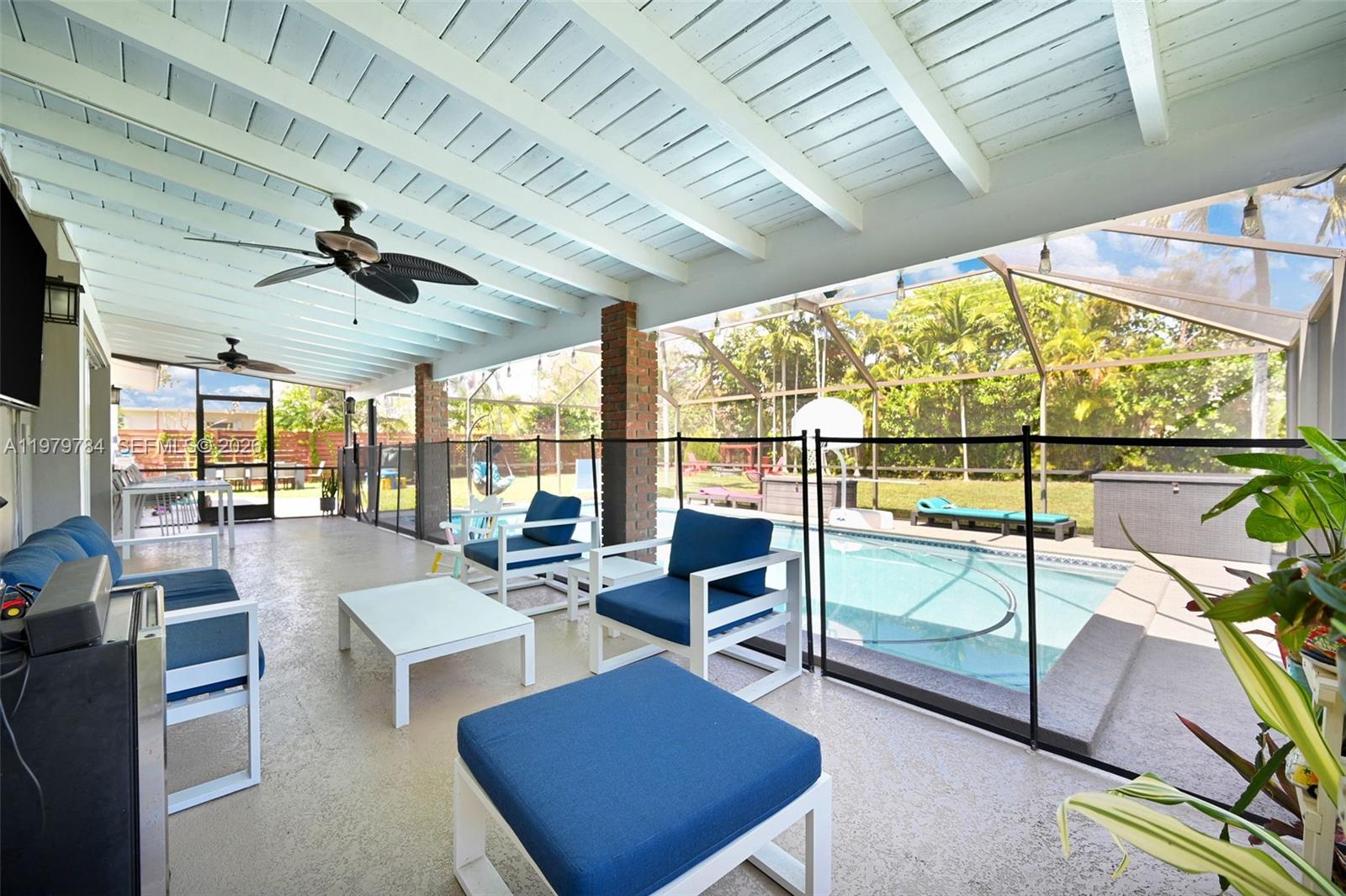 8935 SW 186th Ter Cutler Bay, FL 33157