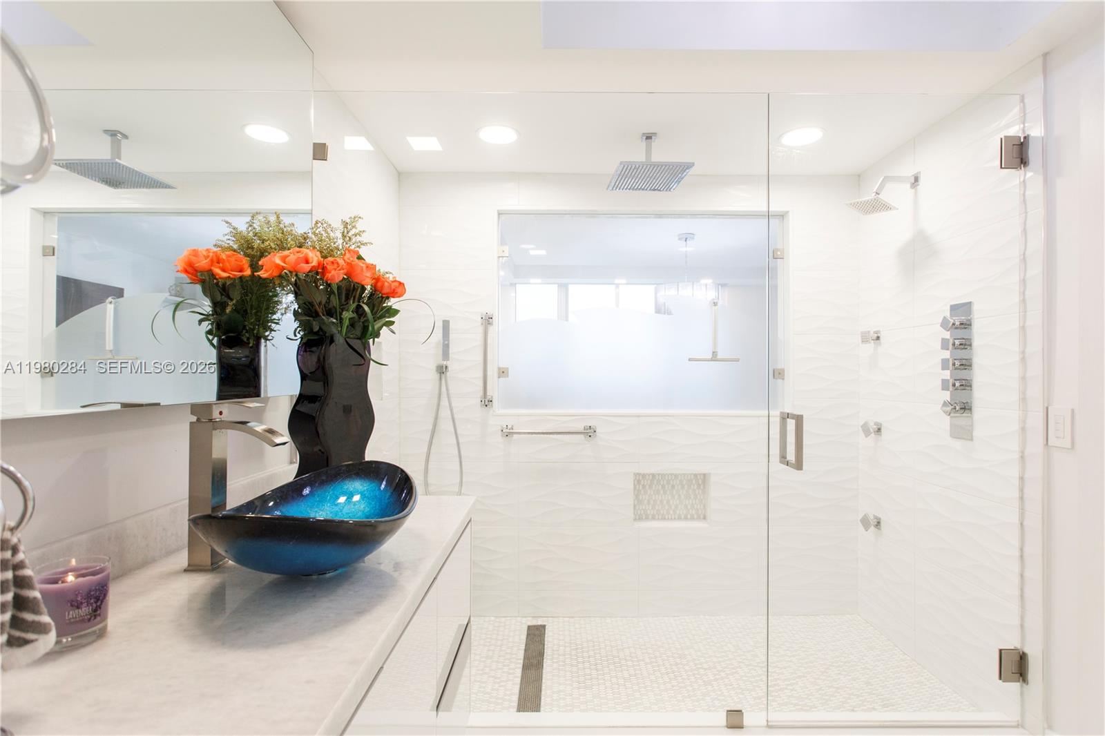 4775 Collins Ave #1007 Miami Beach, FL 33140