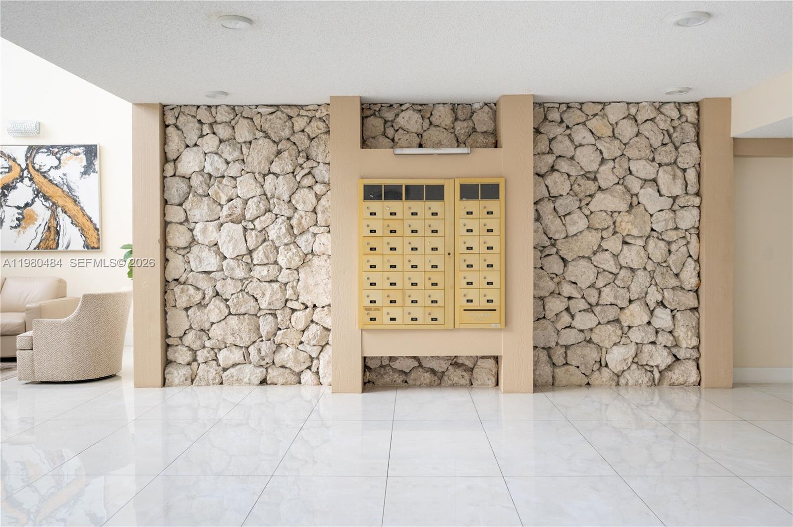 16400 Golf Clb Rd #305 Weston, FL 33326