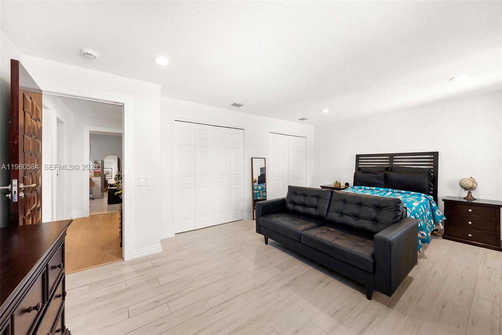 2174 Quail Roost Dr Weston, FL 33327