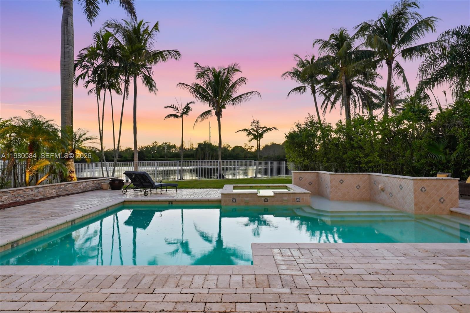 2174 Quail Roost Dr Weston, FL 33327