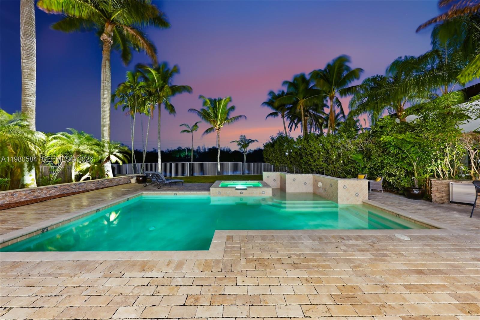 2174 Quail Roost Dr Weston, FL 33327