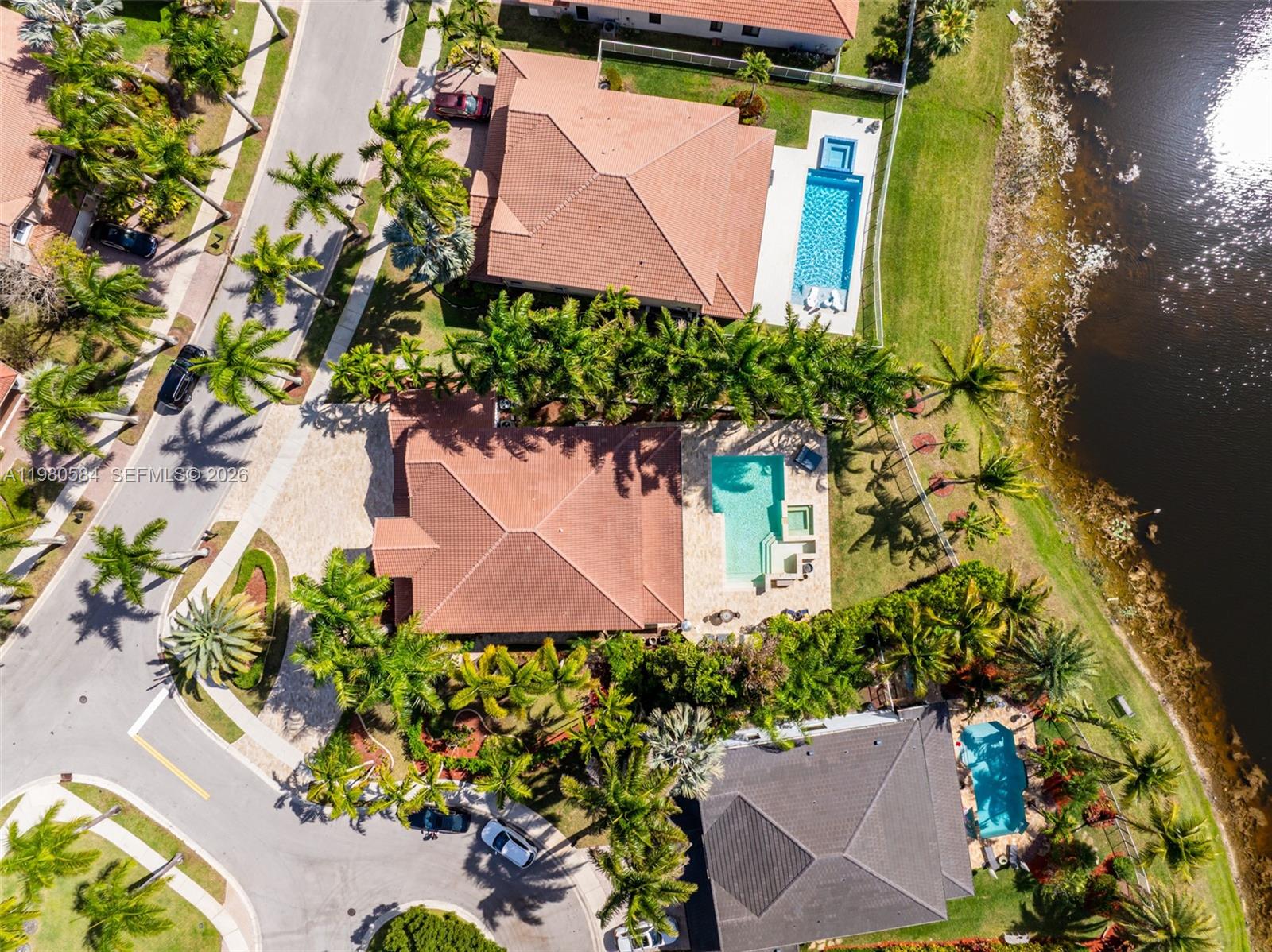 2174 Quail Roost Dr Weston, FL 33327