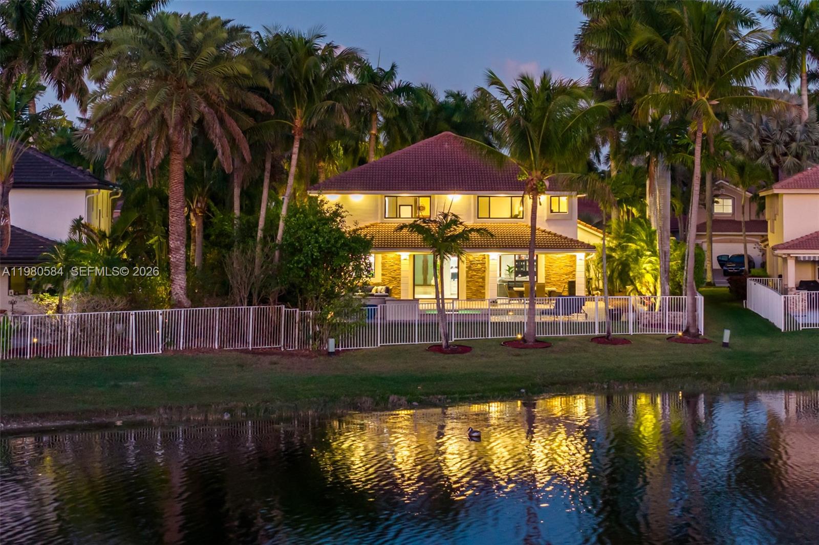 2174 Quail Roost Dr Weston, FL 33327