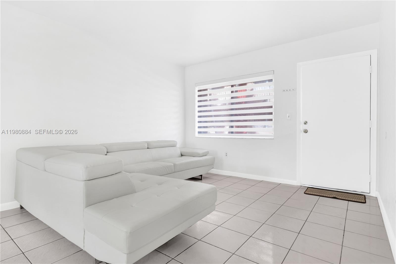 1281 W 29th St #6 Hialeah, FL 33012