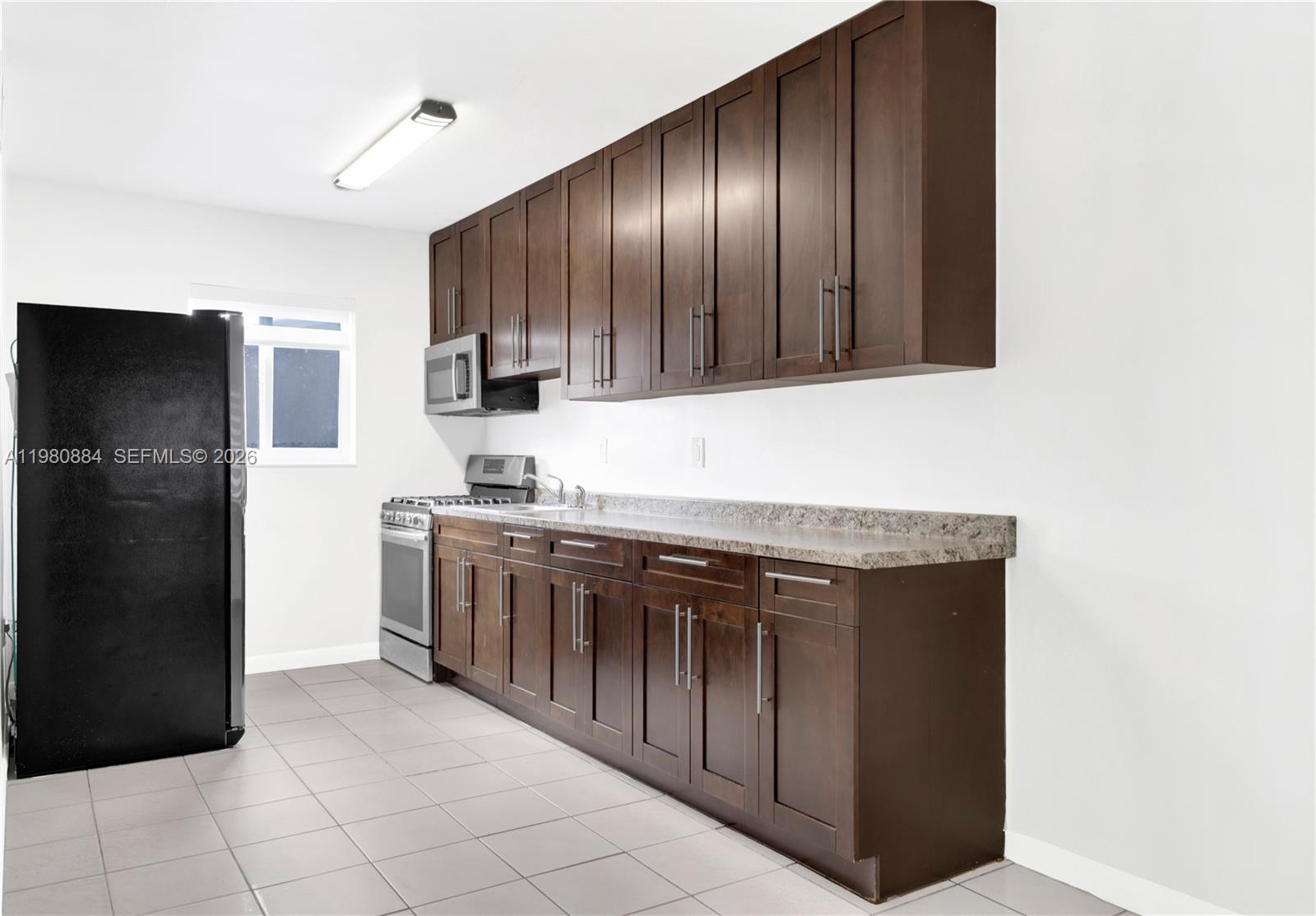 1281 W 29th St #6 Hialeah, FL 33012