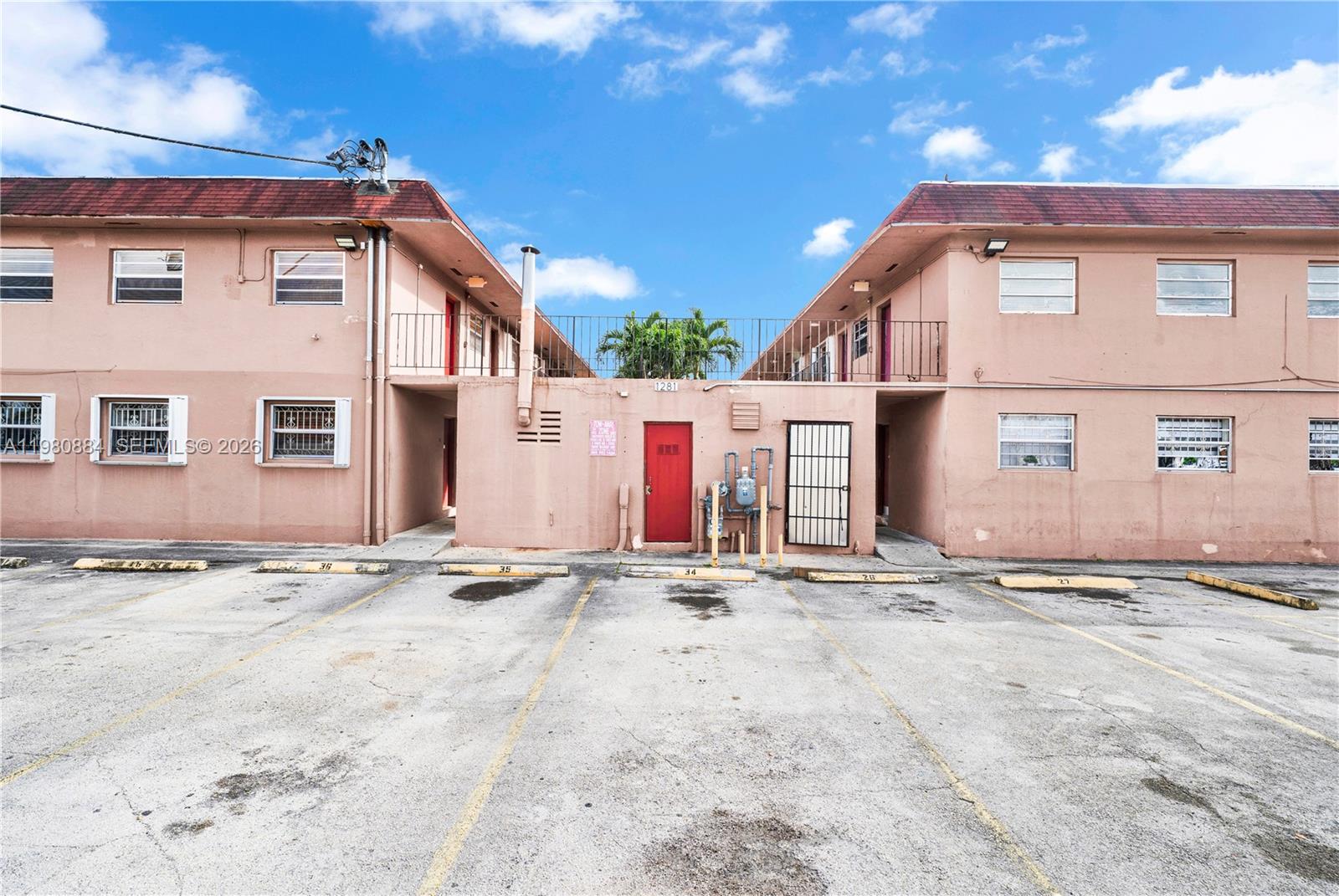 1281 W 29th St #6 Hialeah, FL 33012