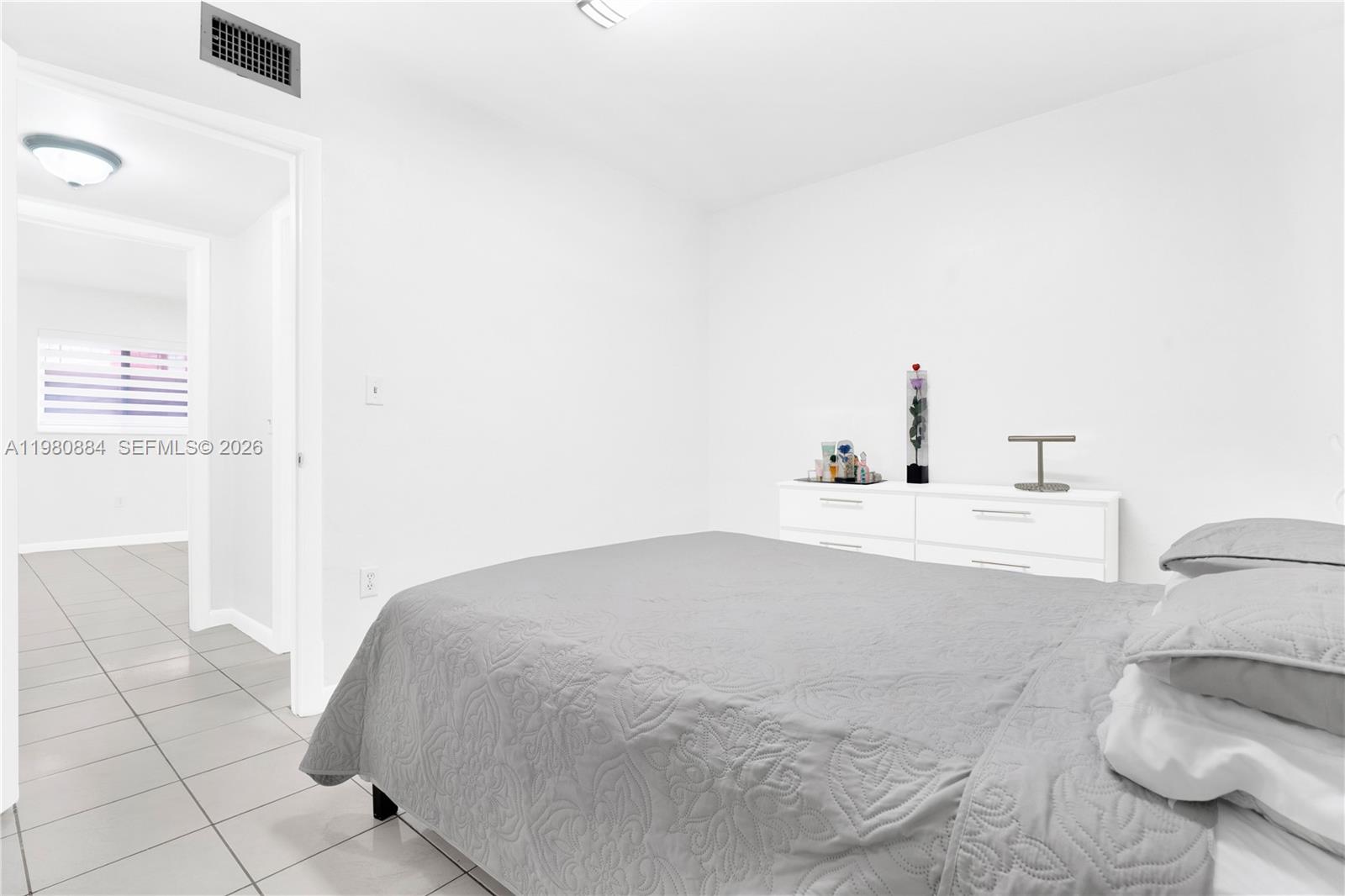 1281 W 29th St #6 Hialeah, FL 33012