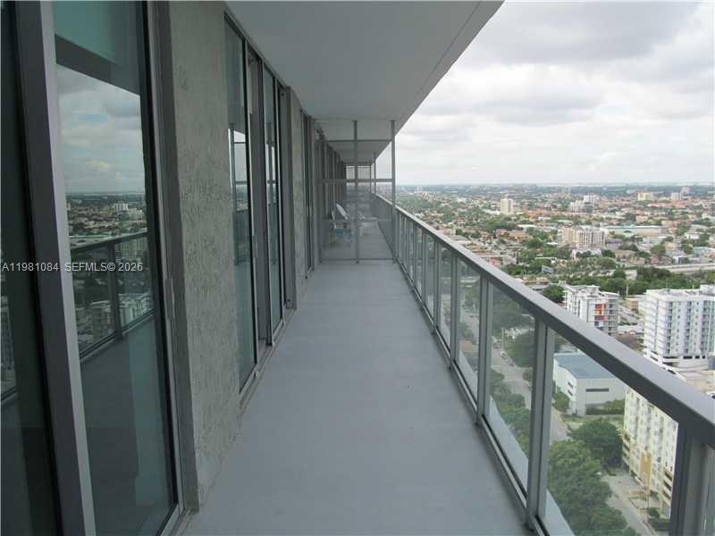 image Axis on Brickell South10