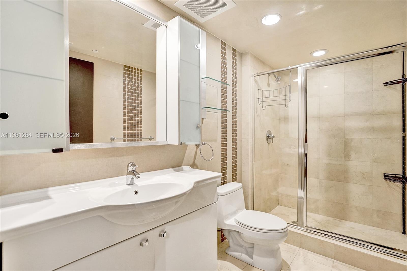 image Beach Club 126