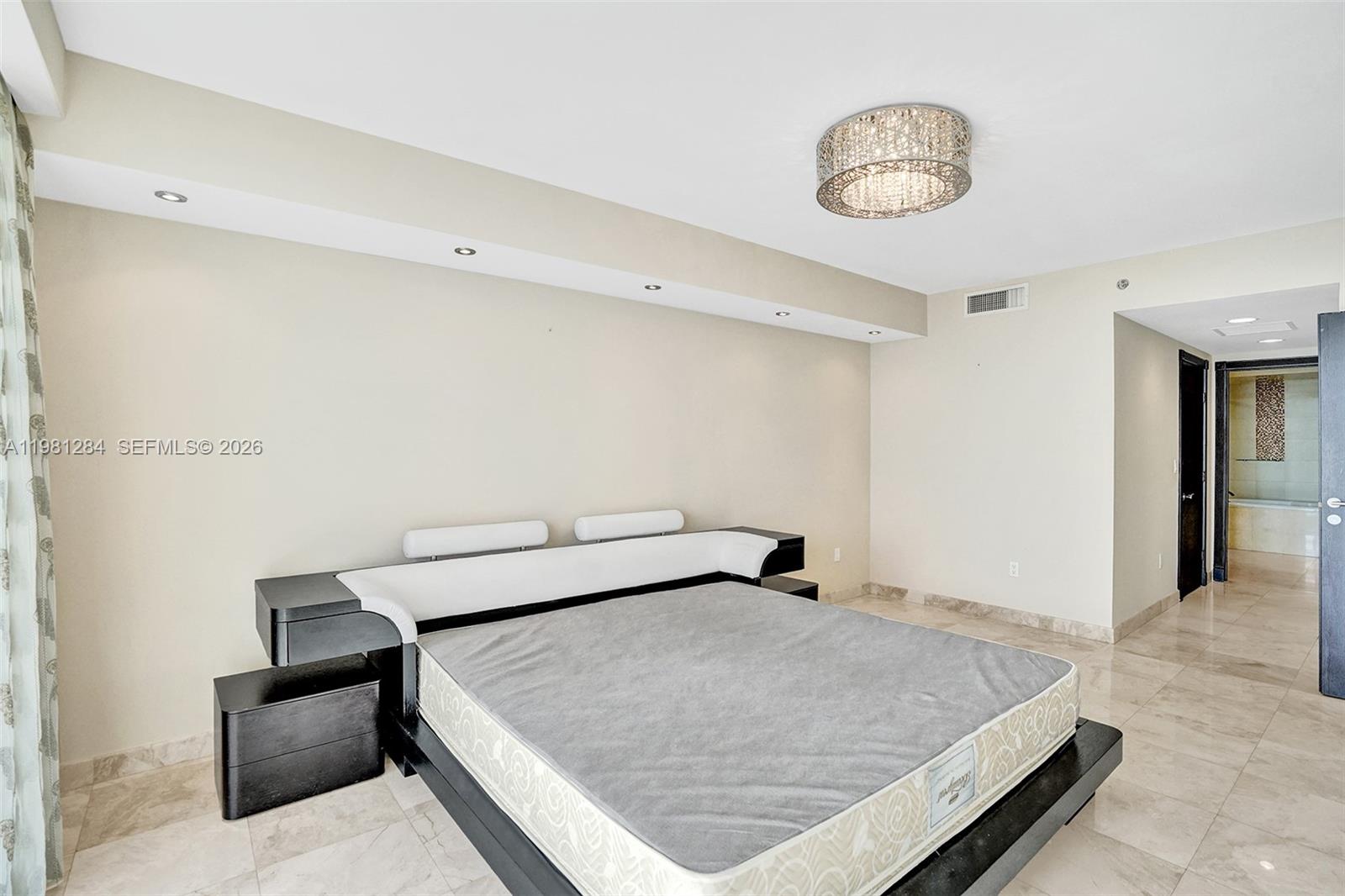 image Beach Club 134