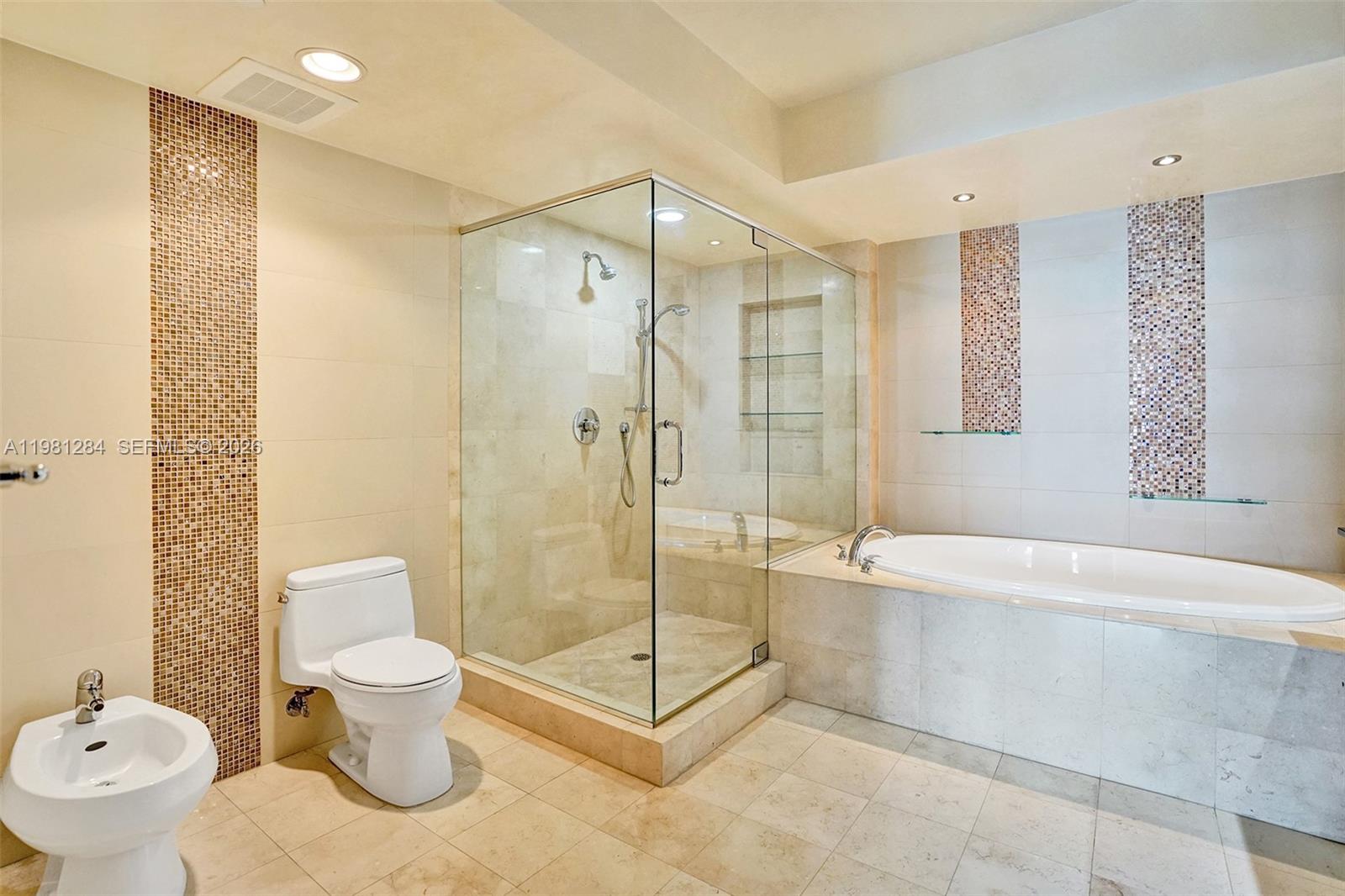 image Beach Club 137