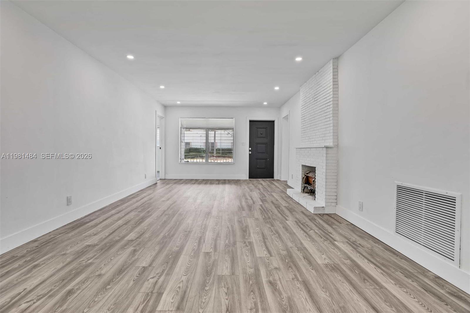 2517 Polk St Hollywood, FL 33020