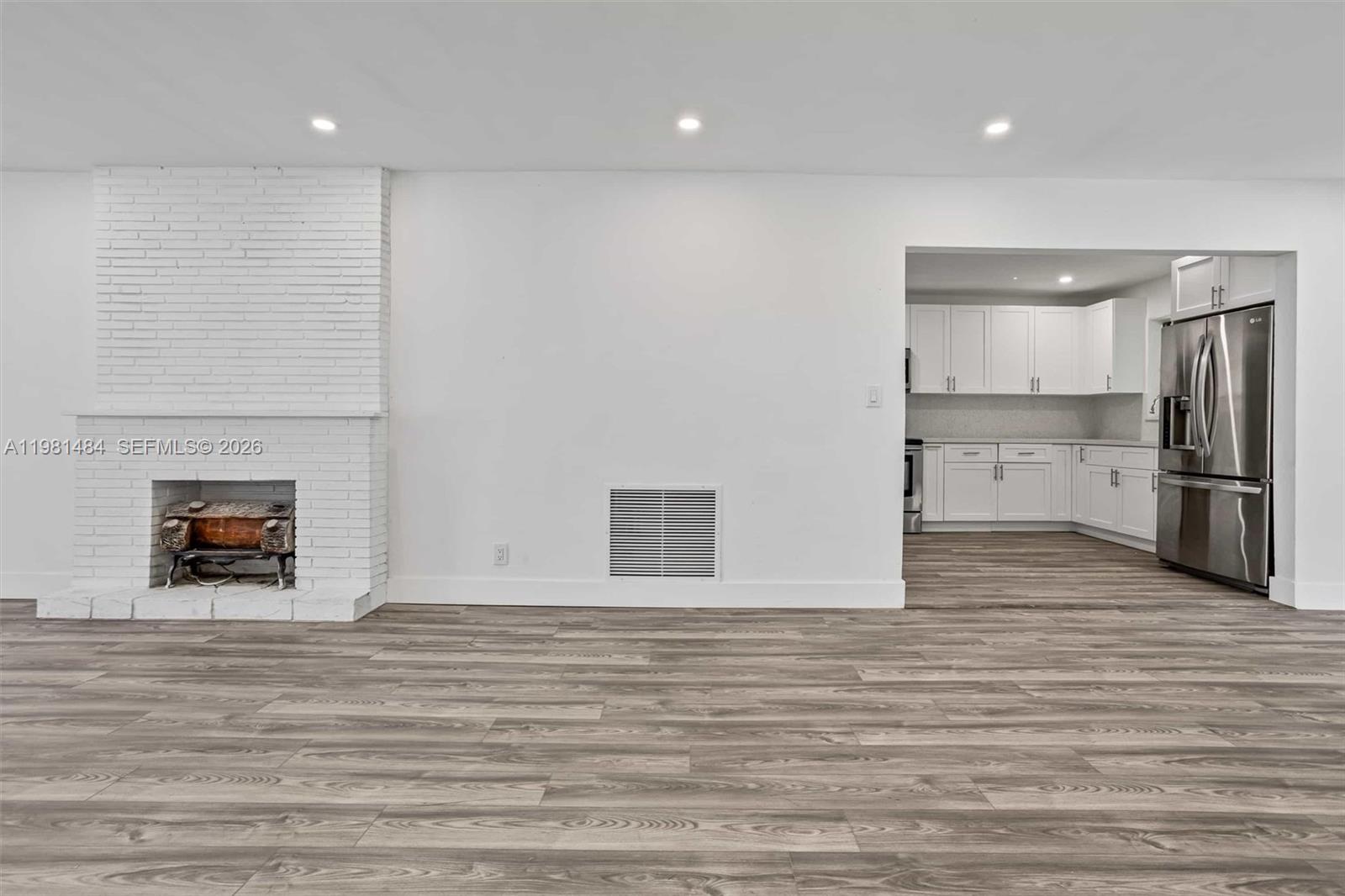 2517 Polk St Hollywood, FL 33020