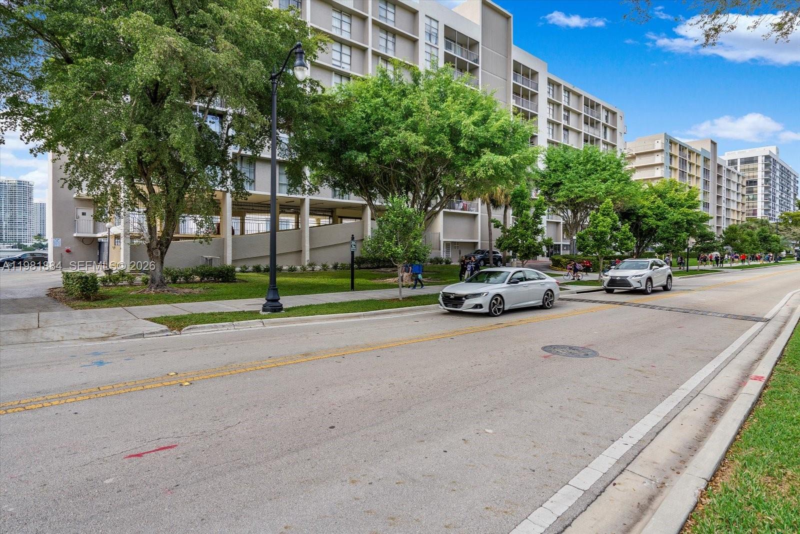 17500 N Bay Rd #S-707 Sunny Isles Beach, FL 33160