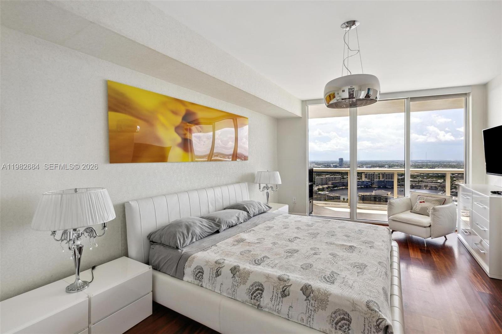 image Beach Club 310