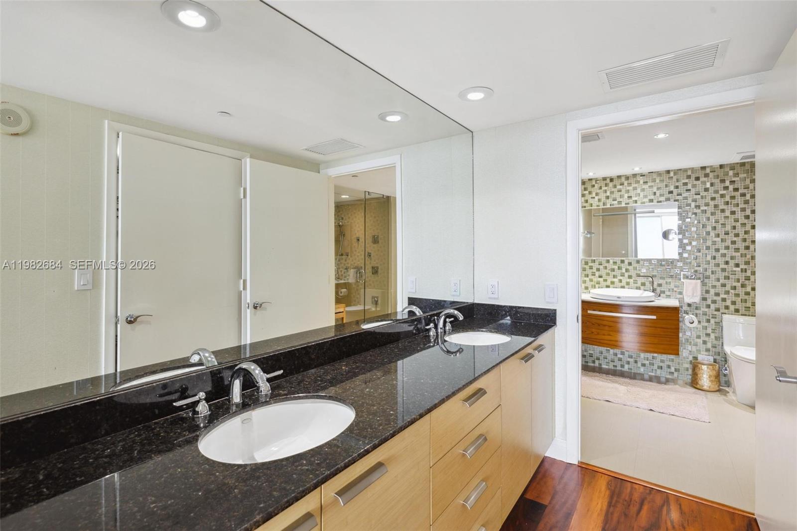 image Beach Club 313