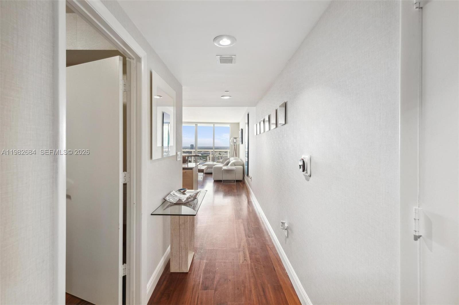 image Beach Club 316