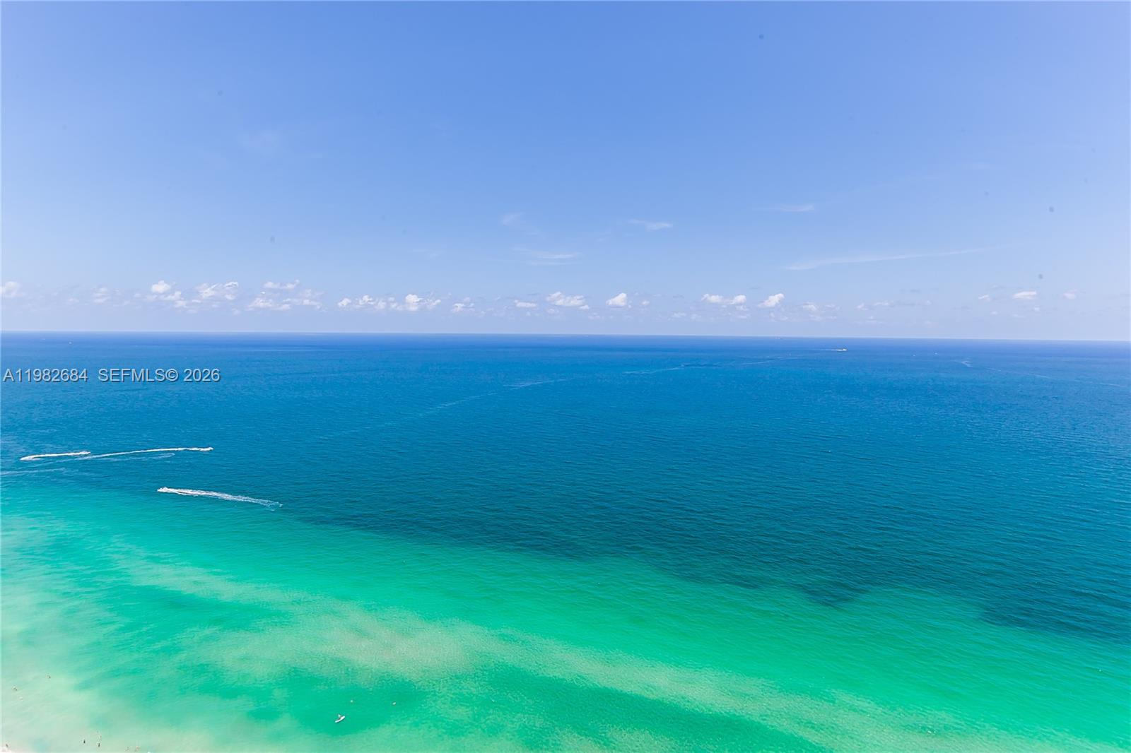 image Beach Club 344