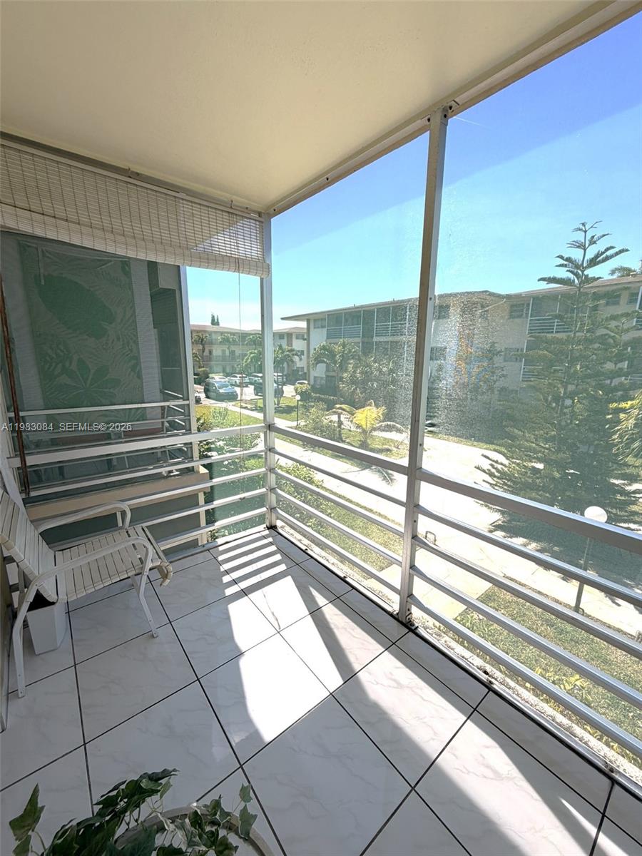 17000 NE 14th Ave #206 Miami, FL 33162