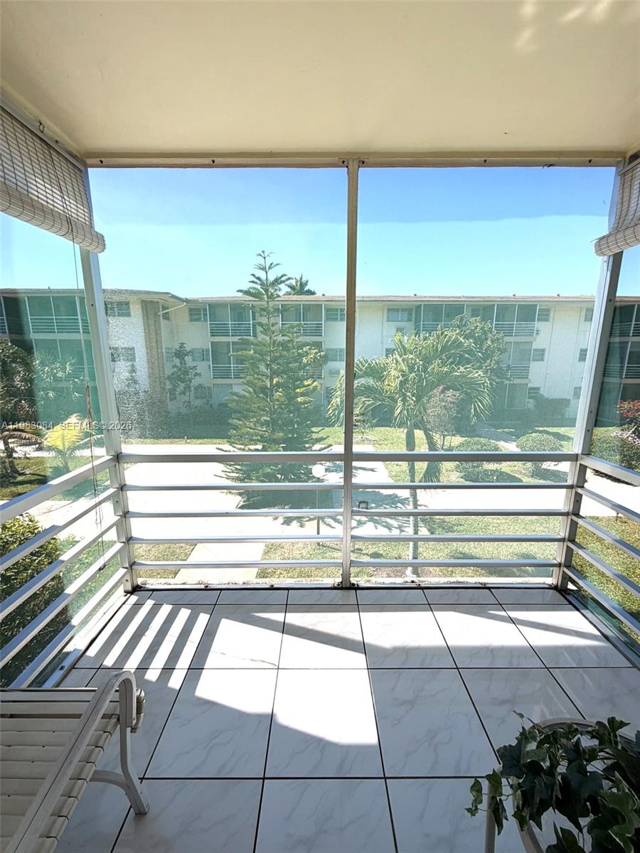 17000 NE 14th Ave #206 Miami, FL 33162