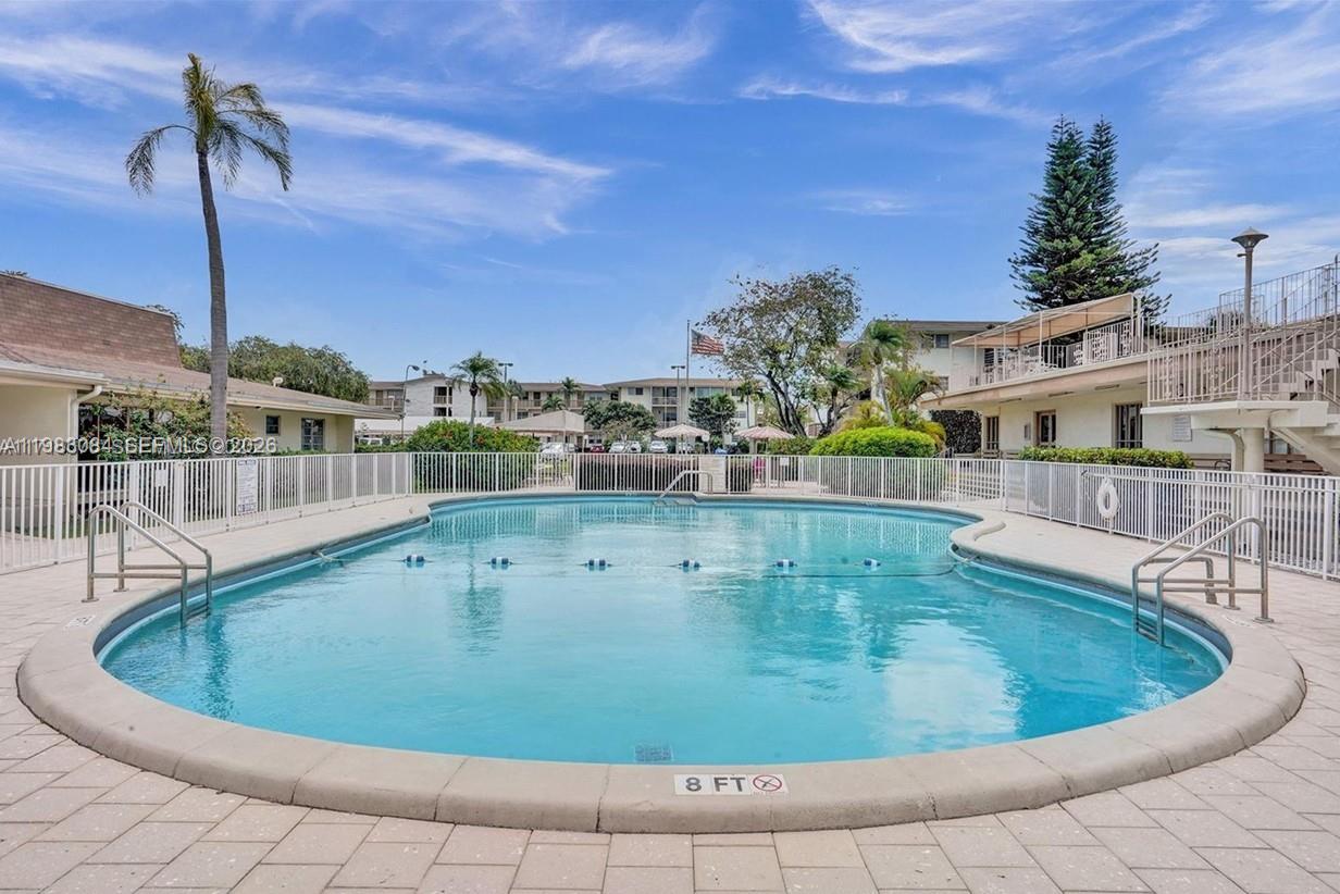 17000 NE 14th Ave #206 Miami, FL 33162