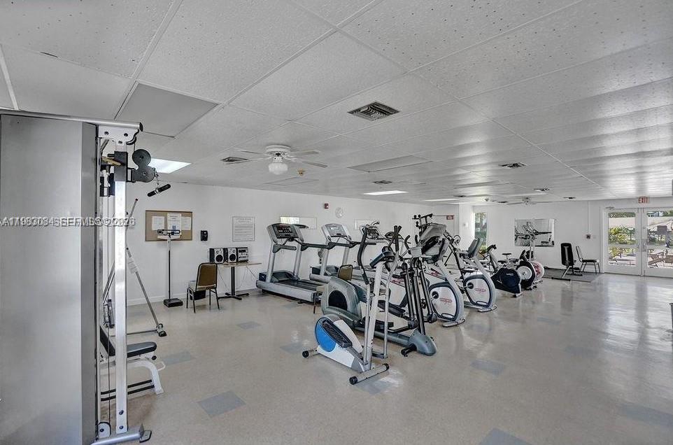 17000 NE 14th Ave #206 Miami, FL 33162