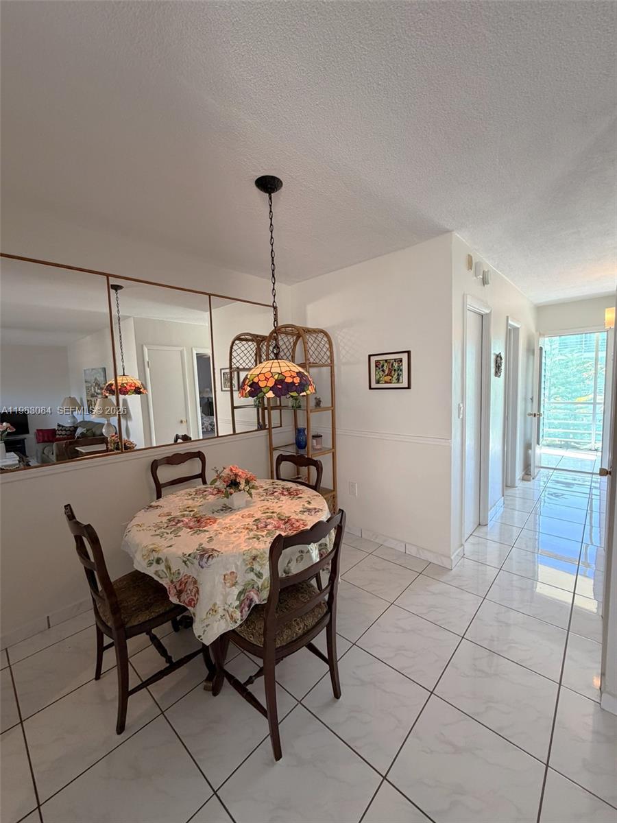 17000 NE 14th Ave #206 Miami, FL 33162