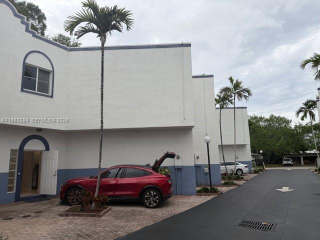 2927 SW 18th Ter Fort Lauderdale, FL 33315