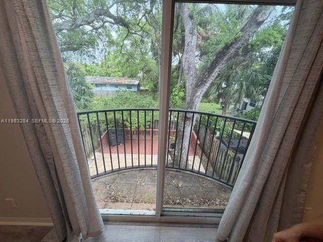 2927 SW 18th Ter Fort Lauderdale, FL 33315