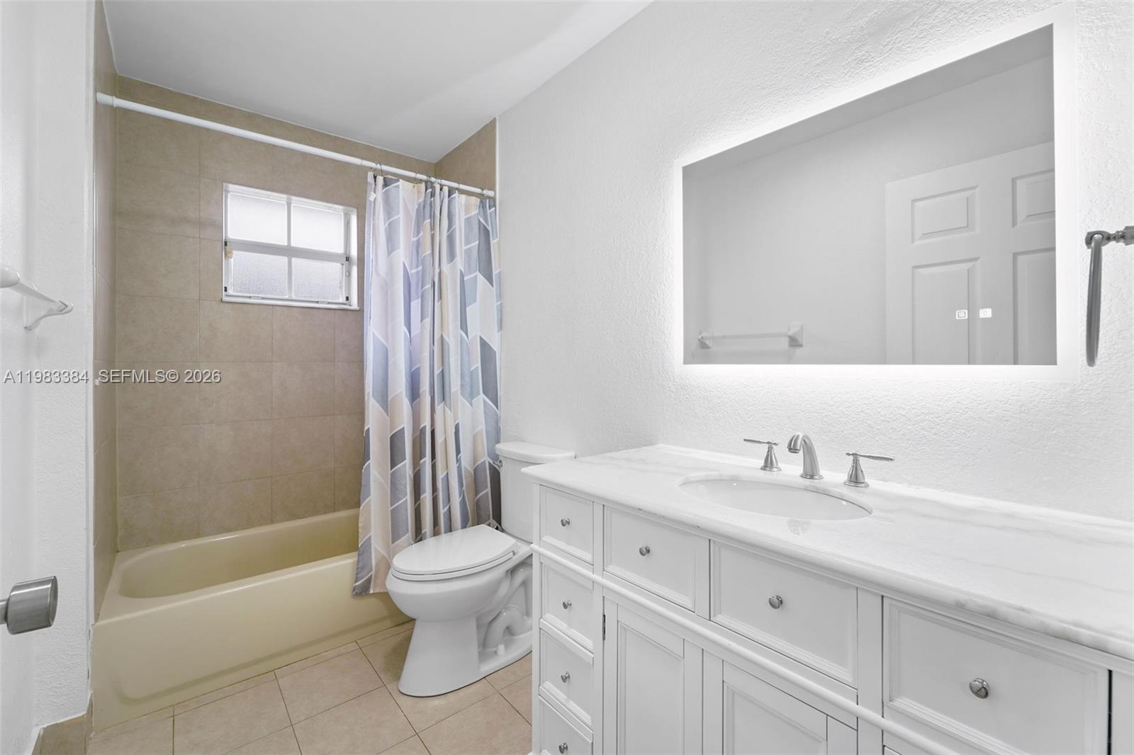 7827 NW 166th Ter Miami Lakes, FL 33016